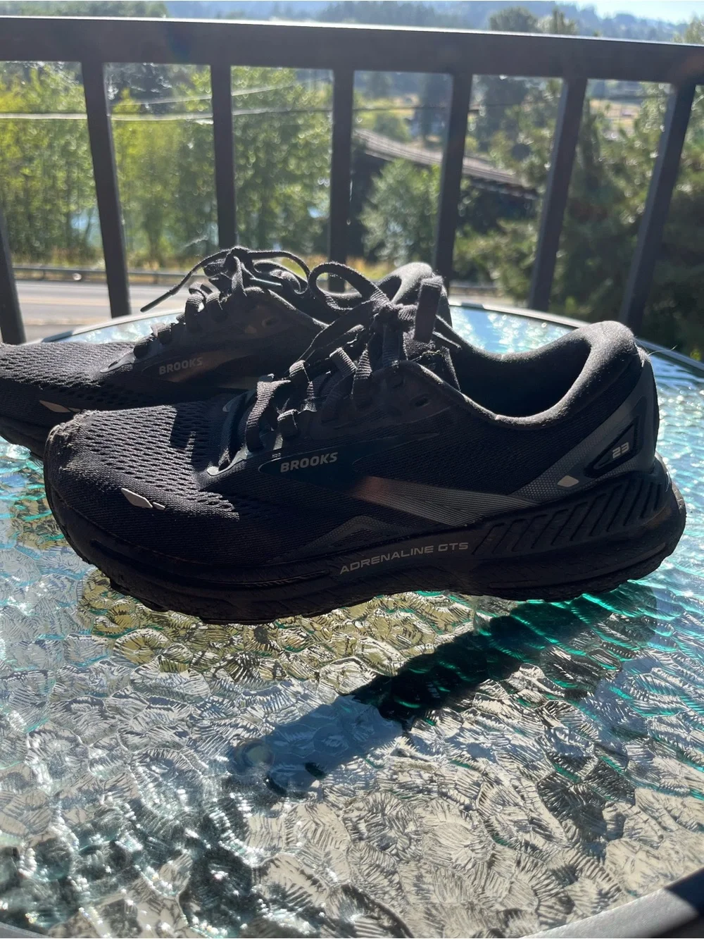 Brooks Woman’s Adrenaline GTS Running Shoes — Black
